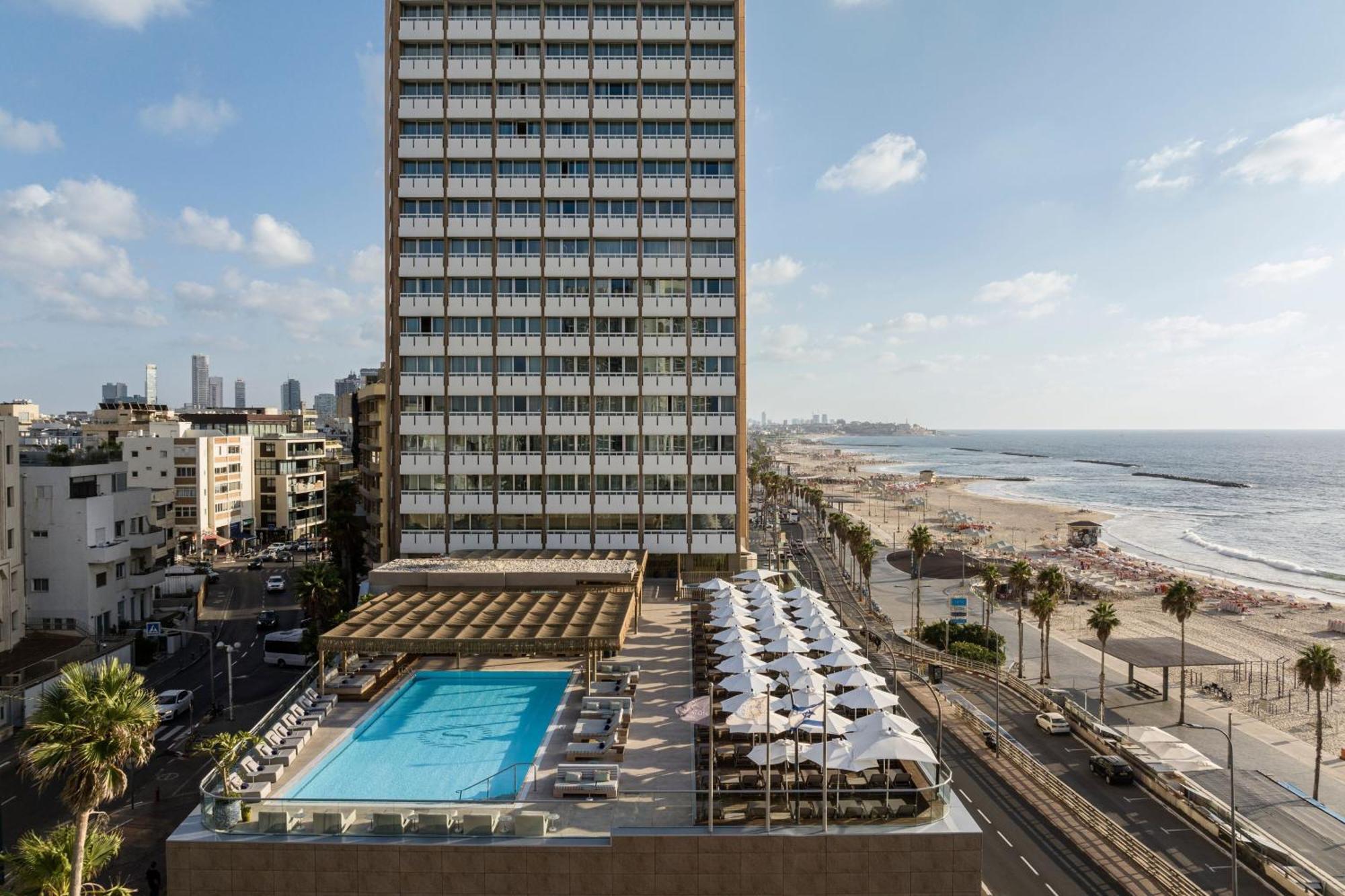Отель Sheraton Grand